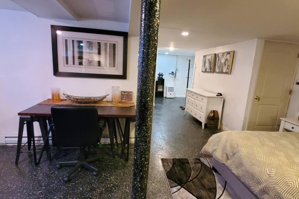 Cozy Studio; Lower Level Unit نيو يورك المظهر الخارجي الصورة