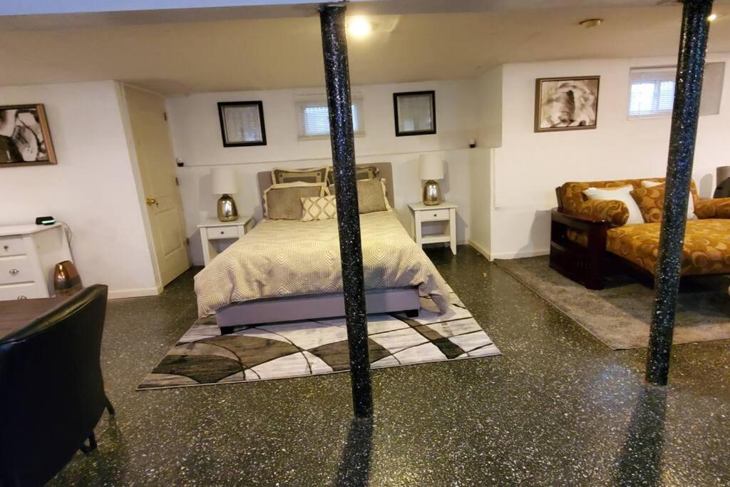 Cozy Studio; Lower Level Unit نيو يورك المظهر الخارجي الصورة