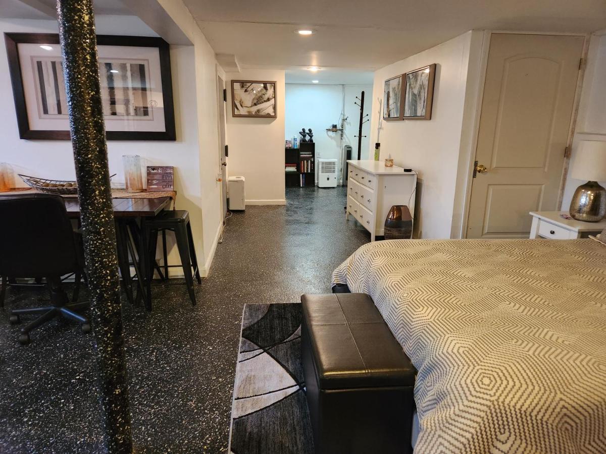 Cozy Studio; Lower Level Unit نيو يورك المظهر الخارجي الصورة